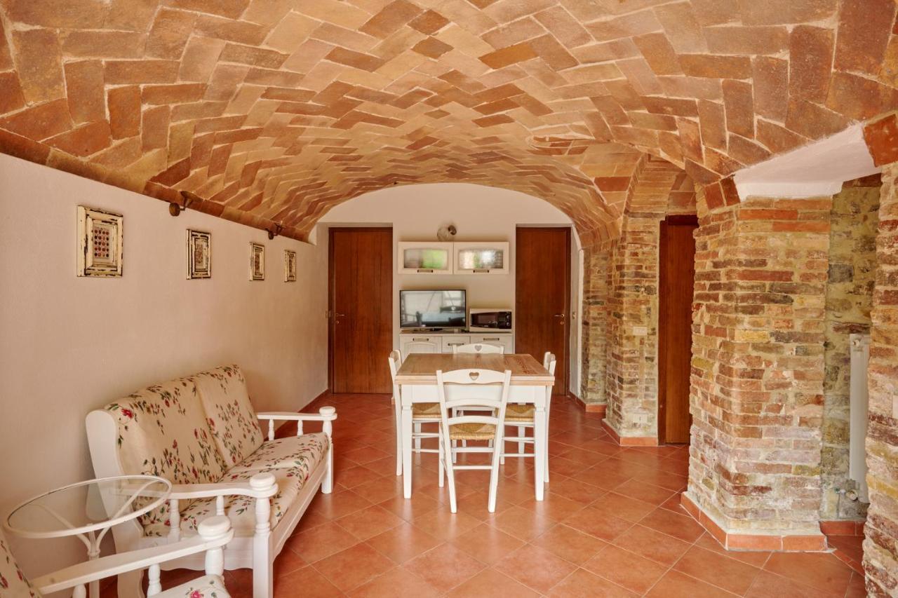 Agriturismo Il Canneto Casole dʼElsa Exteriör bild