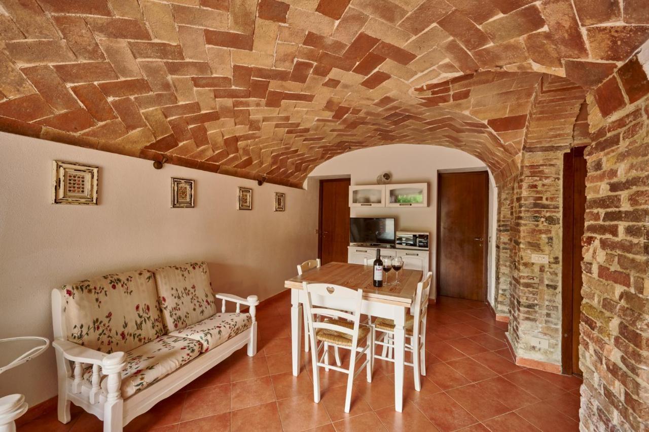 Agriturismo Il Canneto Casole dʼElsa Exteriör bild