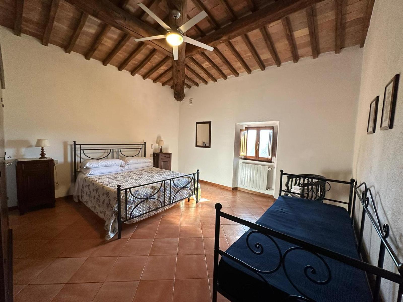 Agriturismo Il Canneto Casole dʼElsa Exteriör bild
